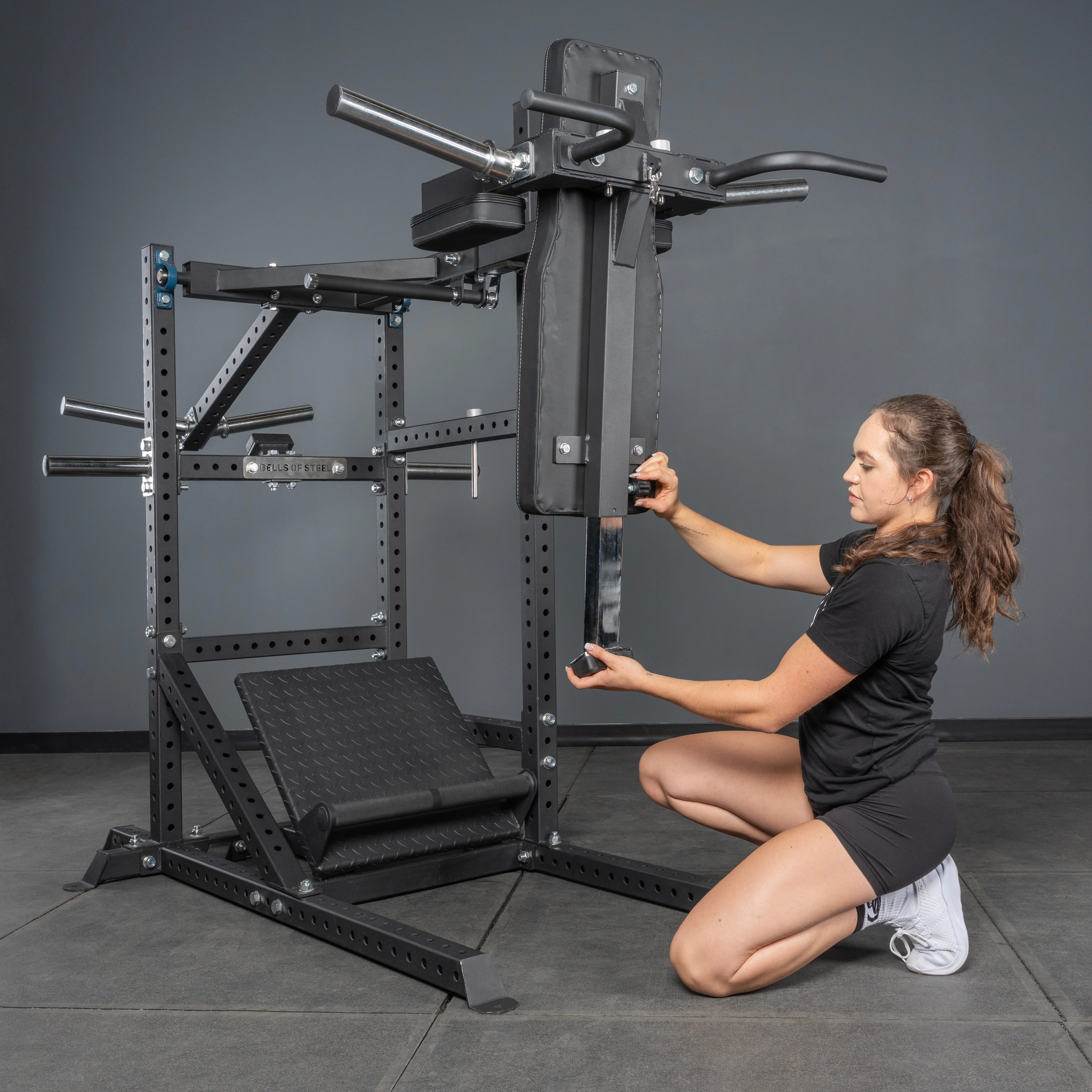 Pandemonium Squat – 3-in-1 Pendulum Squat / Calf Press / Viking Press Machine - Image 13